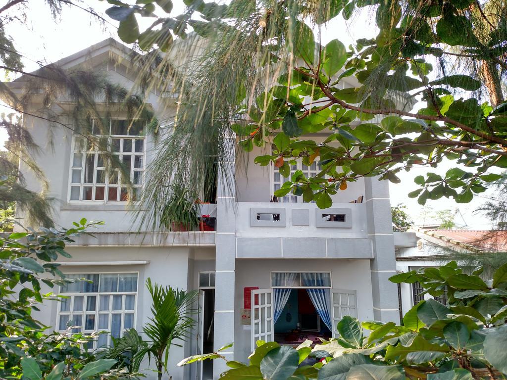 Nguyet Anh Guesthouse Lăng Cô Esterno foto