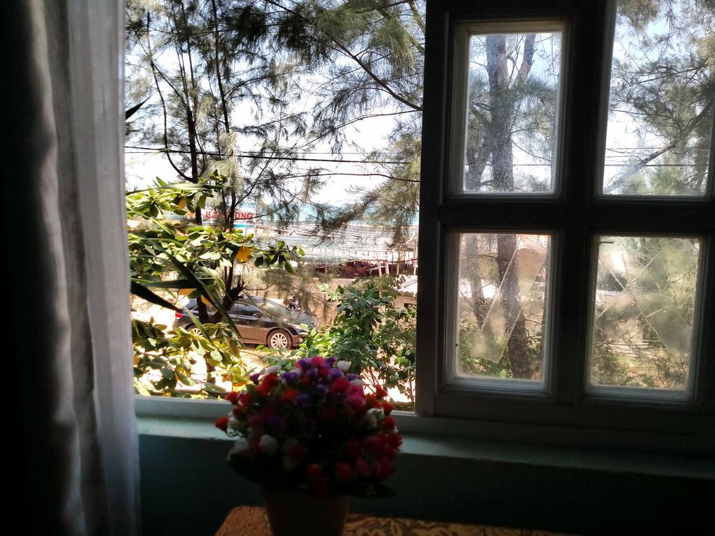 Nguyet Anh Guesthouse Lăng Cô Esterno foto