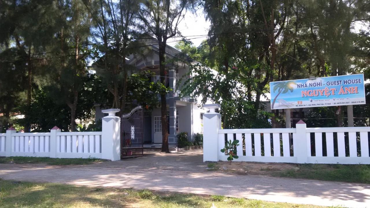 Nguyet Anh Guesthouse Lăng Cô Esterno foto