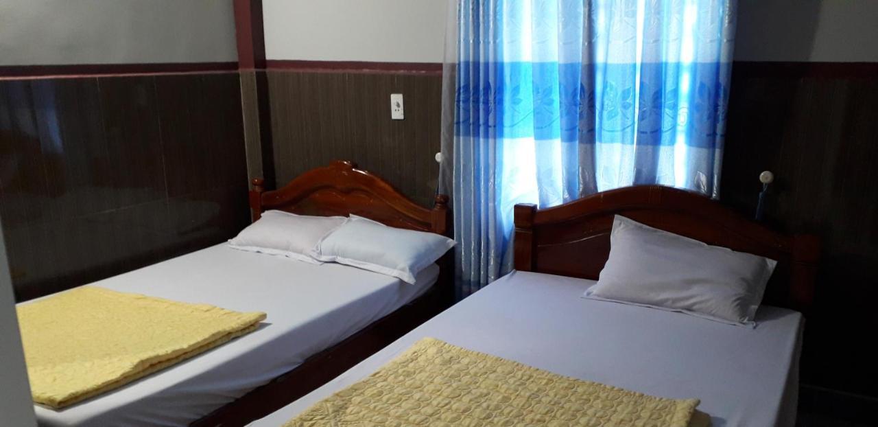 Nguyet Anh Guesthouse Lăng Cô Esterno foto