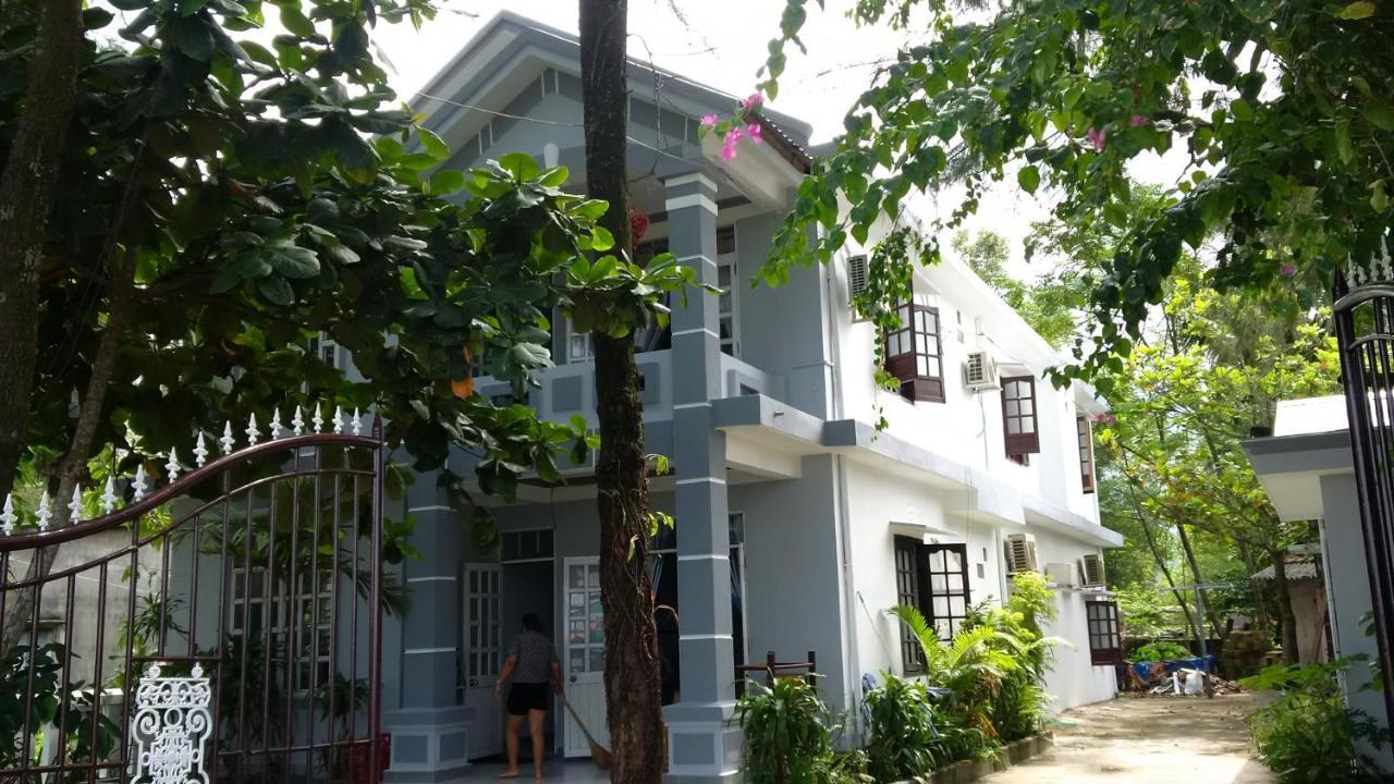 Nguyet Anh Guesthouse Lăng Cô Esterno foto