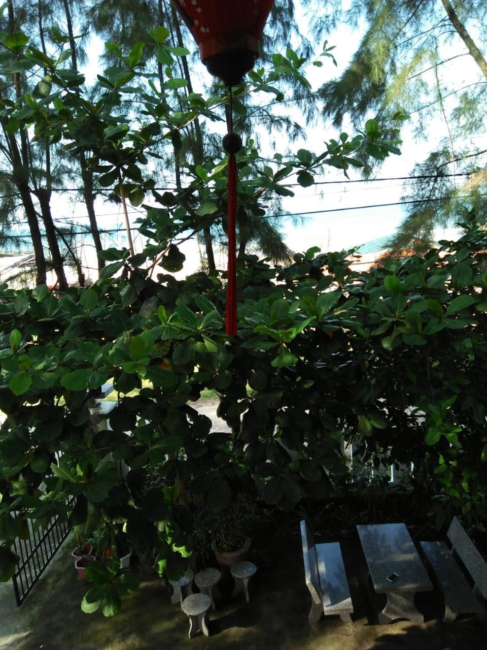 Nguyet Anh Guesthouse Lăng Cô Esterno foto